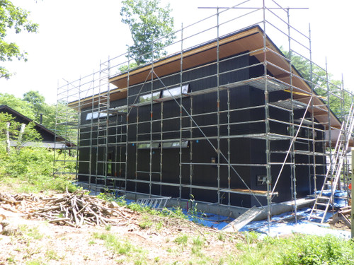 北側外壁ｻｲﾃﾞｲﾝｸﾞ貼り